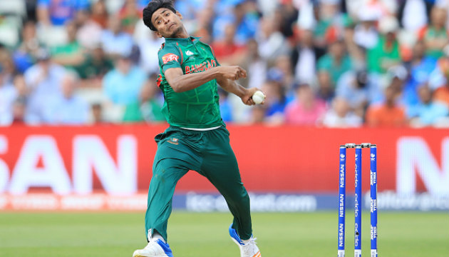 ডেথ ওভারে ডট বলের রাজা এখন বাংলাদেশের মুস্তাফিজুর রহমান