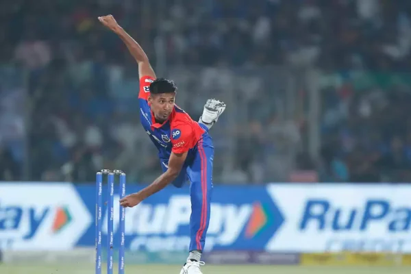 আইপিএল এর মাঝা মাঝি ৬ কোটিতে দল পেলেন মুস্তাফিজ