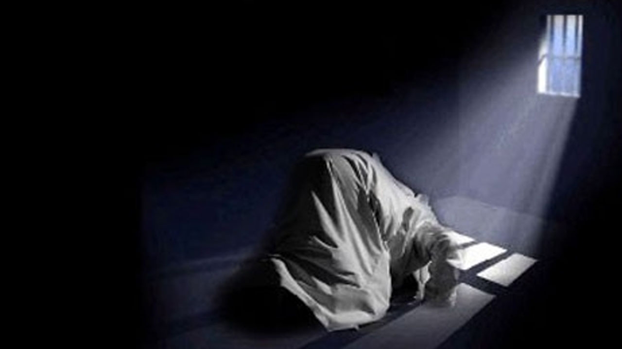 তাহাজ্জুদ নামাজ পড়ার নিয়ম জেনে নিন।