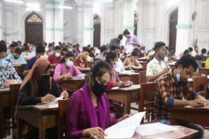 জাতীয় বিশ্ববিদ্যালয়ের ভর্তি পরীক্ষায় অংশ নিচ্ছে এবার সাড়ে ৫ লাখ পরীক্ষার্থী।